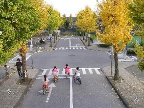 新宿交通公園